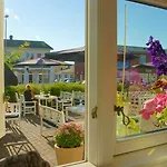 Ballen Hotel Tranebjerg