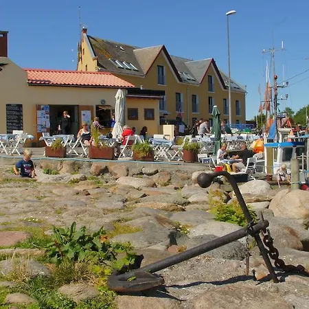 Ballen Hotel Tranebjerg