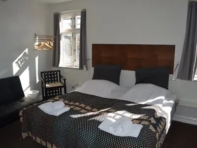 Hotel Ballen Tranebjerg