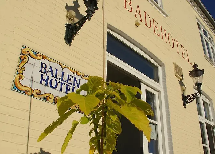 酒店 Ballen Tranebjerg