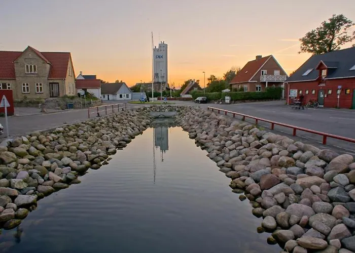 Hotel Ballen Tranebjerg